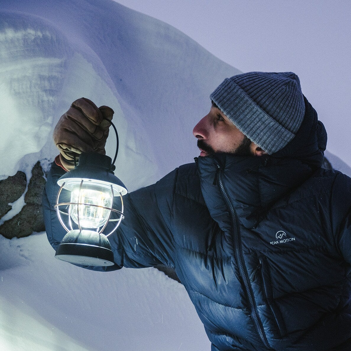 North Trail Retro Hut Lantern
