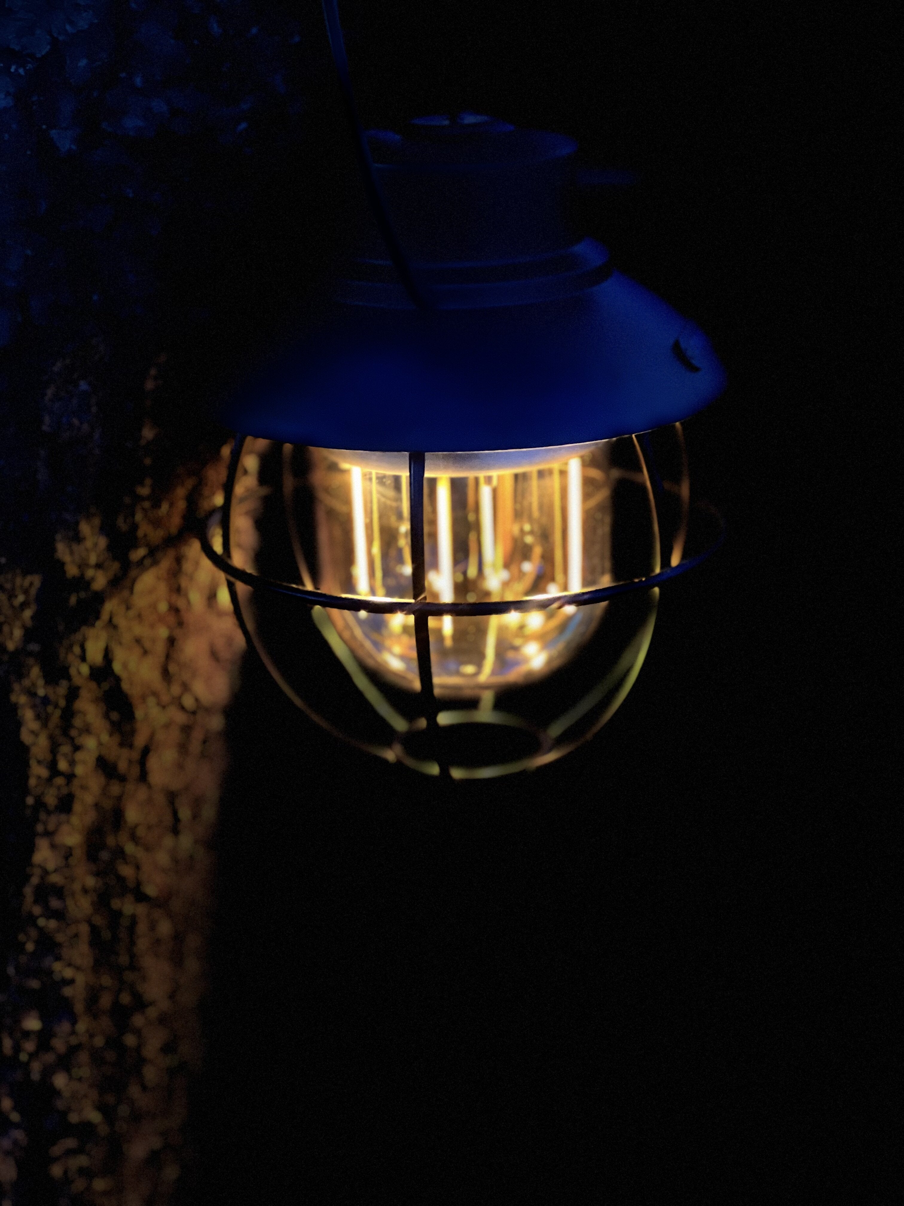 North Trail Retro Hut Lantern
