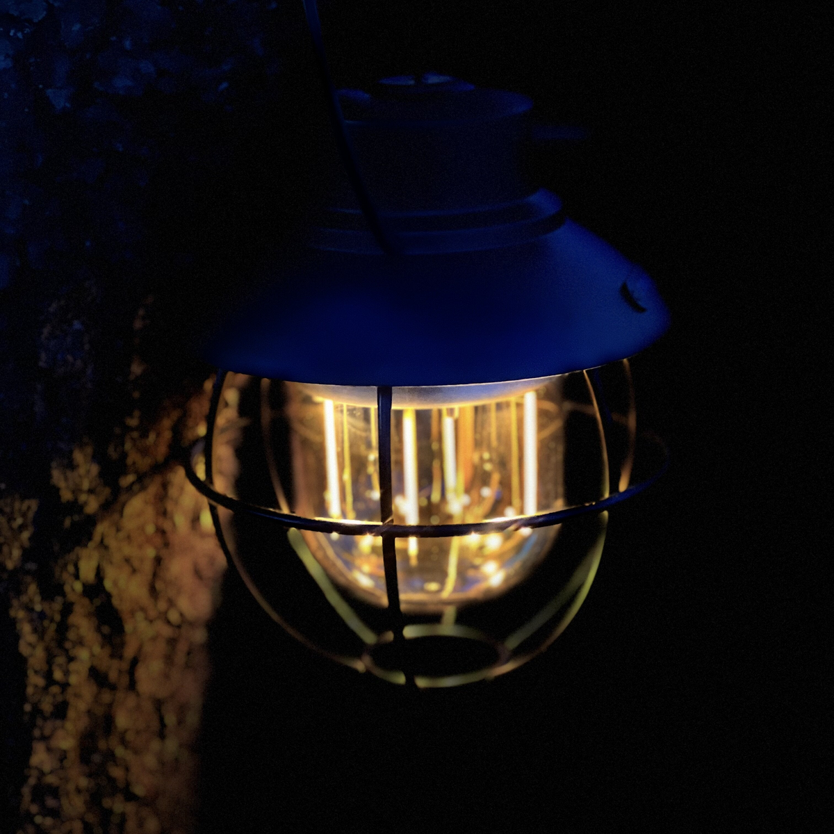 North Trail Retro Hut Lantern